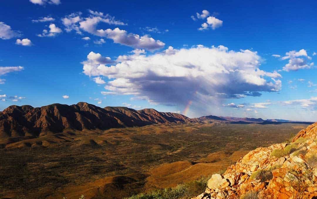 Ultimate Guide To Hiking The Larapinta Trail