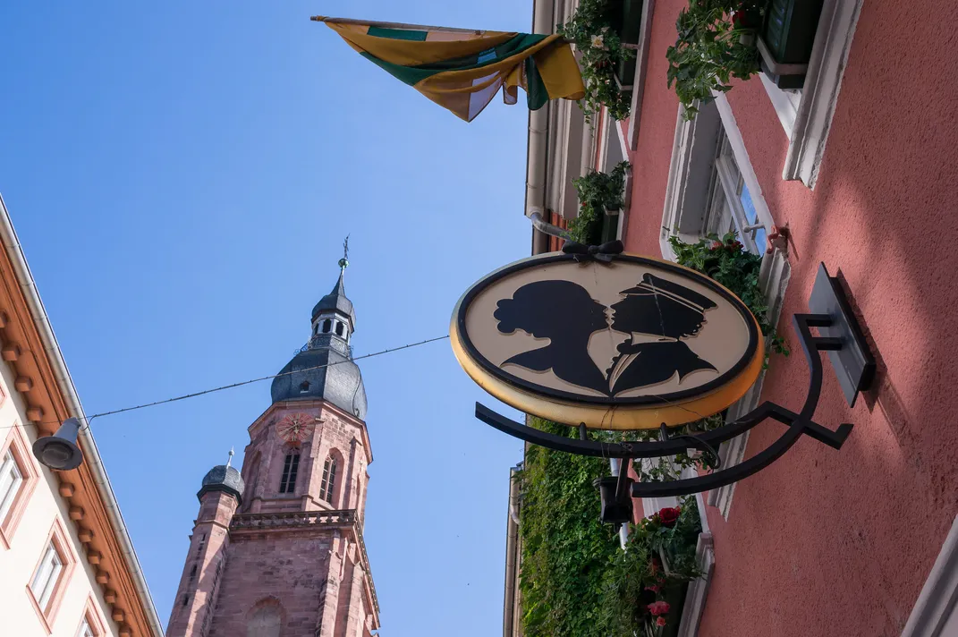 sign outside Heidelberg Student Kiss