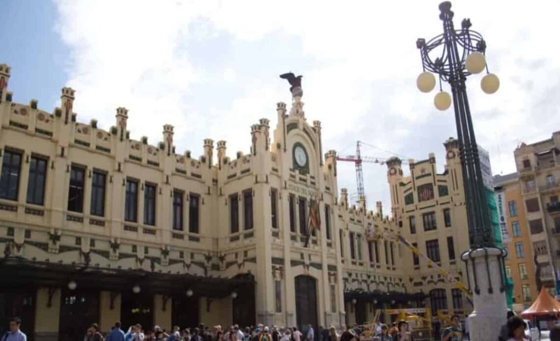 stacio del nord train station best things to do in valencia spain