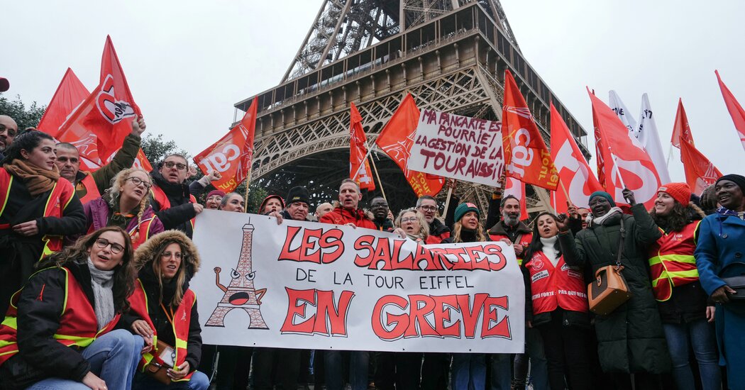 Eiffel Tower Closed by Strike for 4th Day
