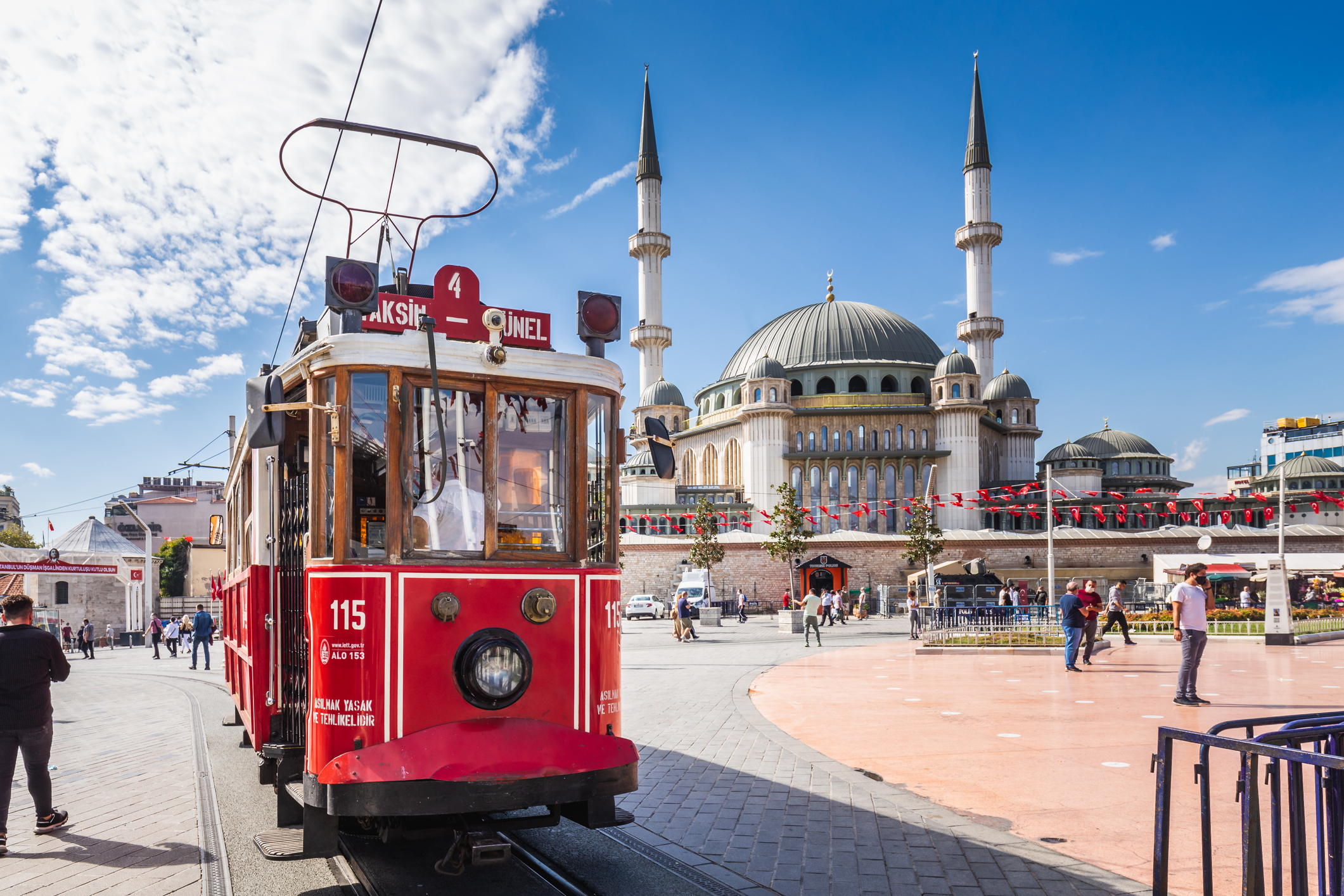 Explore Istanbul on a budget by using the tram to get around (photo: RuslanKaln, iStock license)