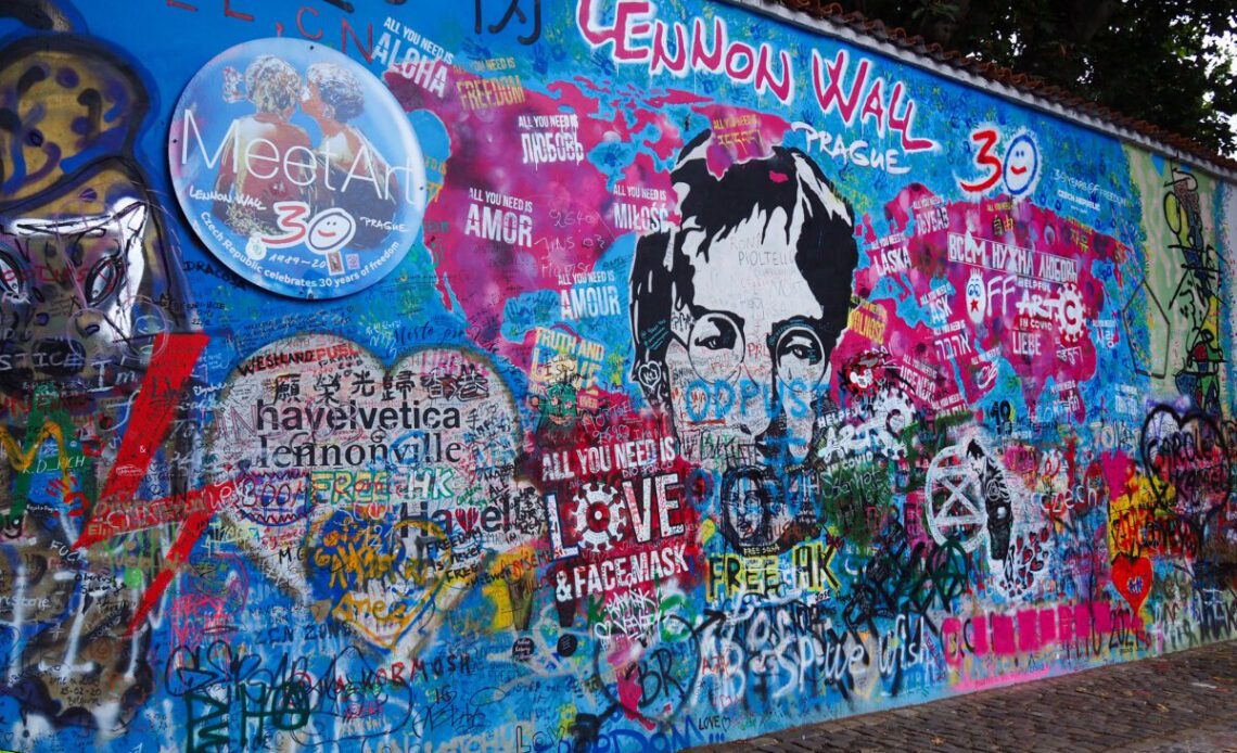 Lennon Wall