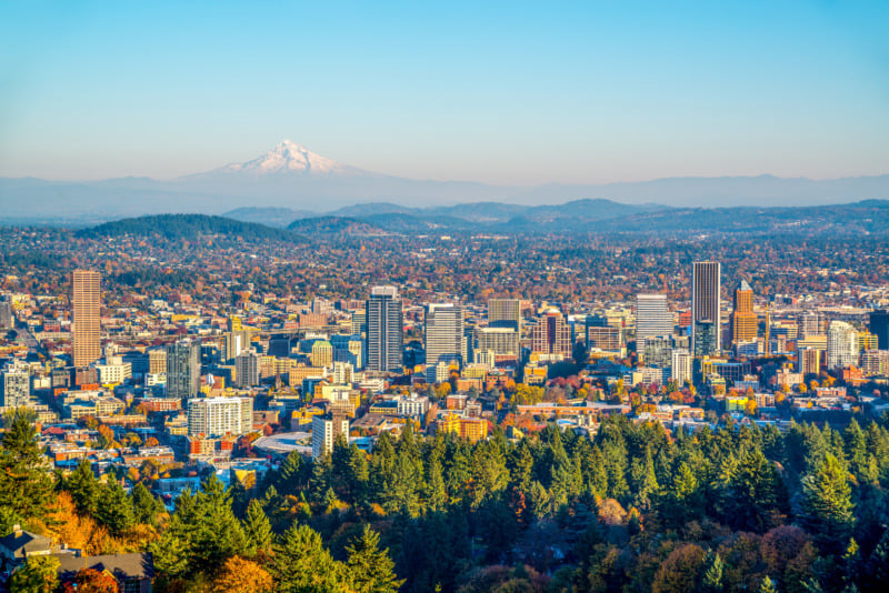 Portland, Oregon Skyline and Cityscape