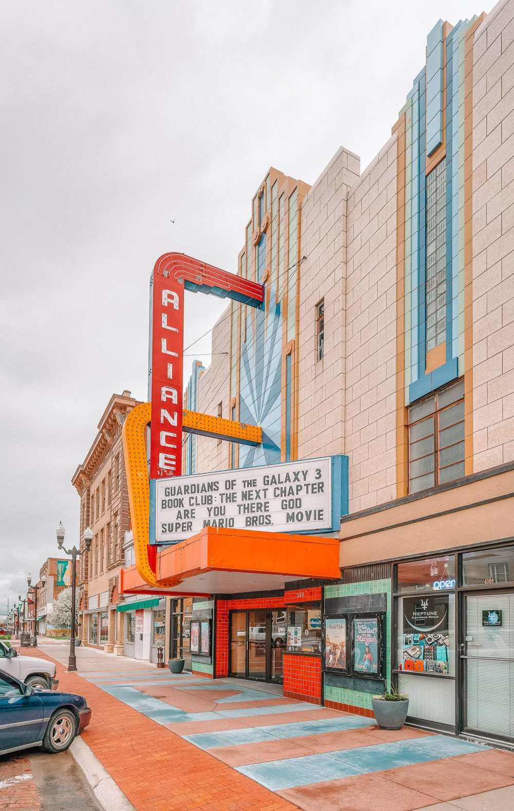 Best Places In Nebraska To Visit Alliance Theater