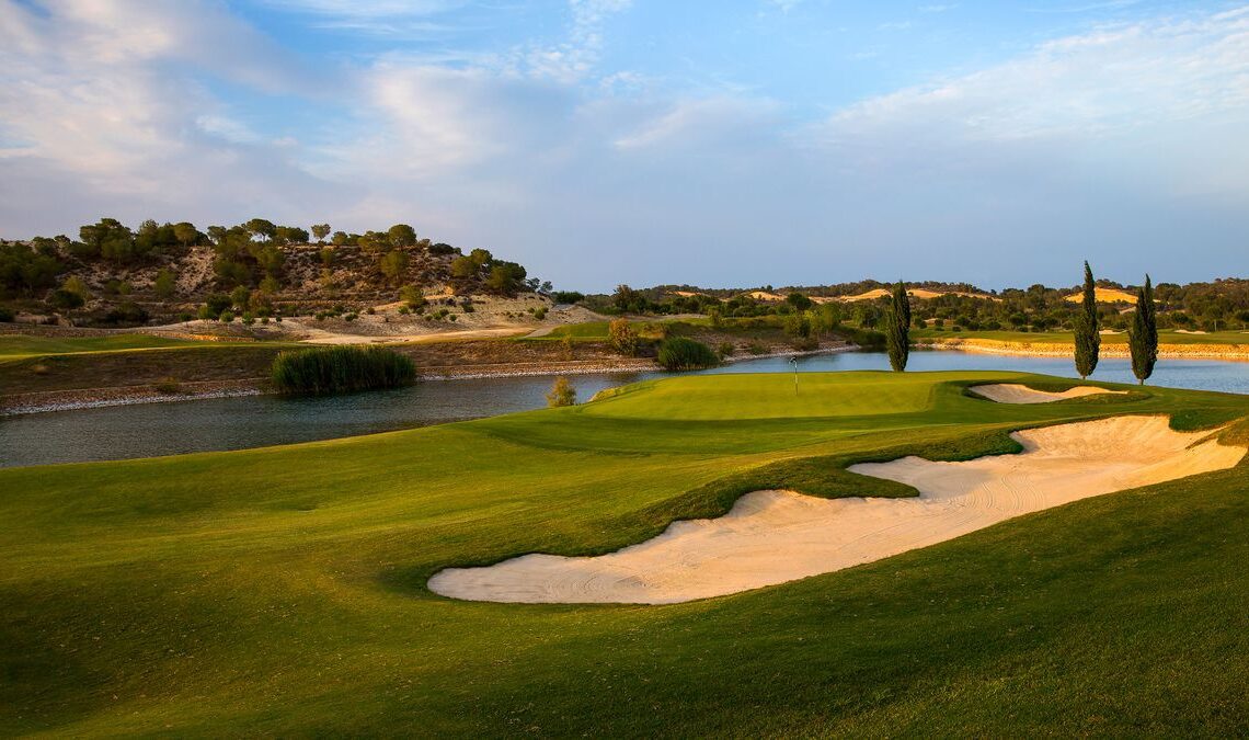 Las Colinas Golf and Country Club Course Review, Green Fees And Key Info