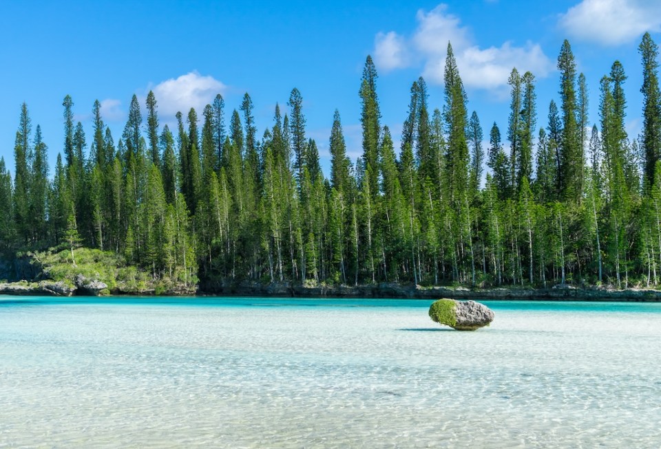 Beautiful natural swimming pool of Oro Bay, Isle of Pines, New Caledonia.