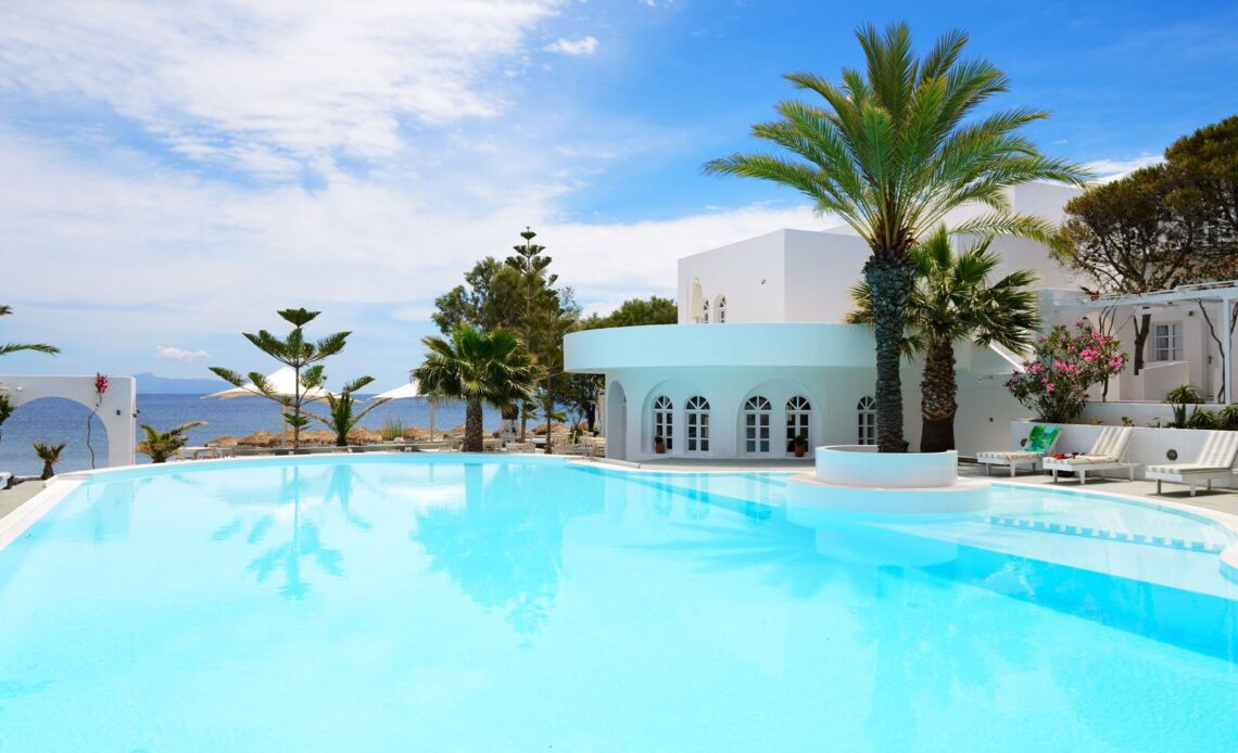 Where to Stay in Santorini the Best Places