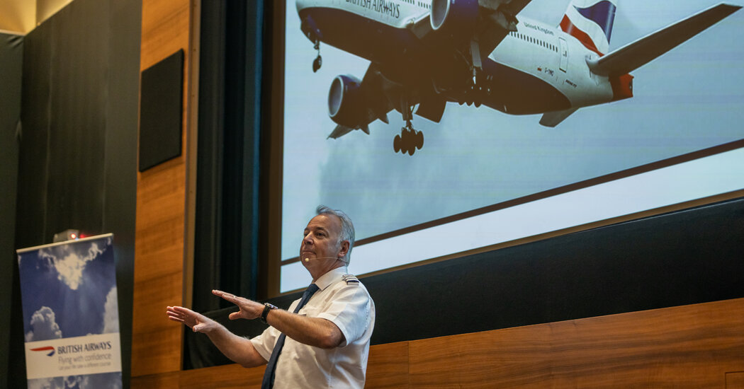 An Airline Course Looks to Overcome Fear in the Skies