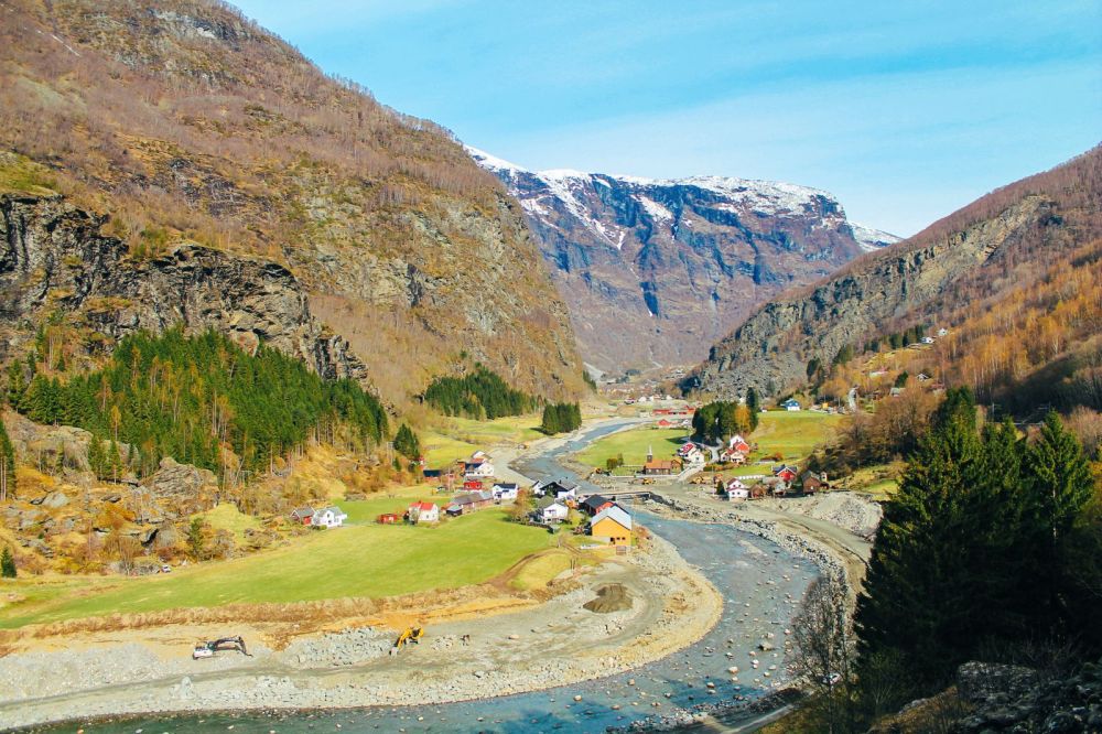 The Flamsbana Experience - Norway's Most Scenic Train Journey! (21)