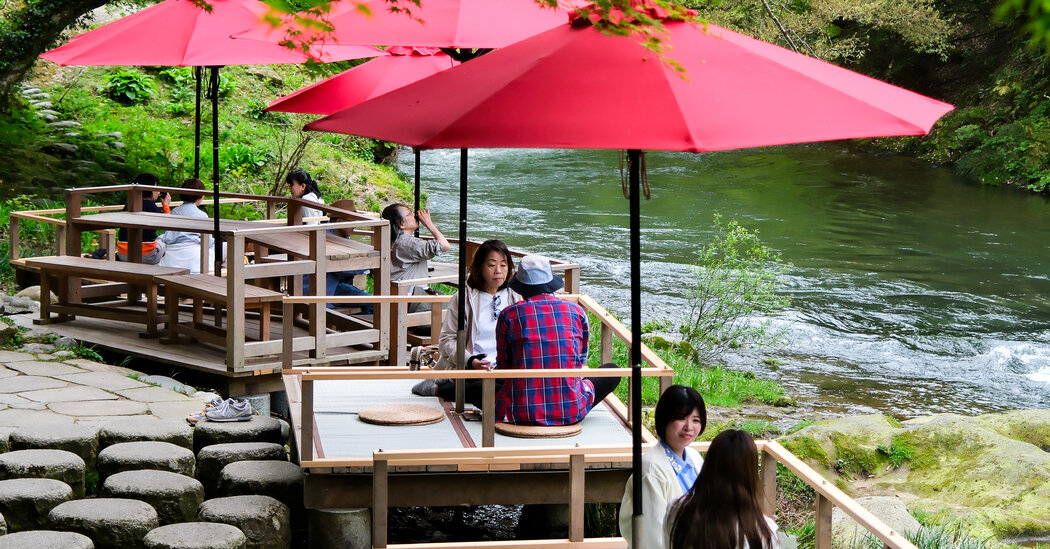 For Japanese Hot Springs, Visit 3 Charming Onsen Towns in Kaga City