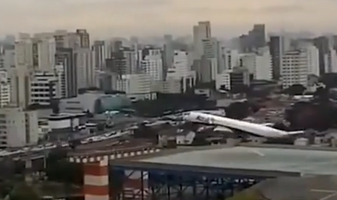 Plane takes off metres away from edge of runway at Brazilian airport | Lifestyle