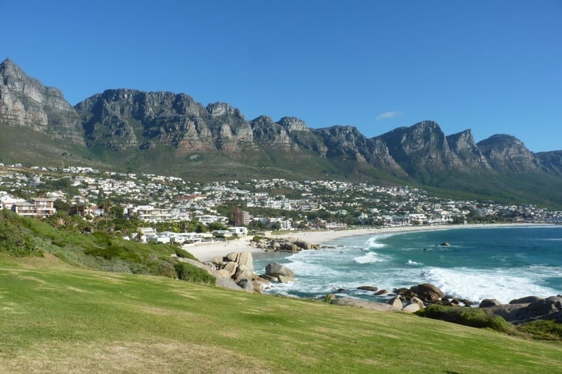 Camp’s Bay in Cape Town is a great place to enjoy the seaside and surrounding mountains