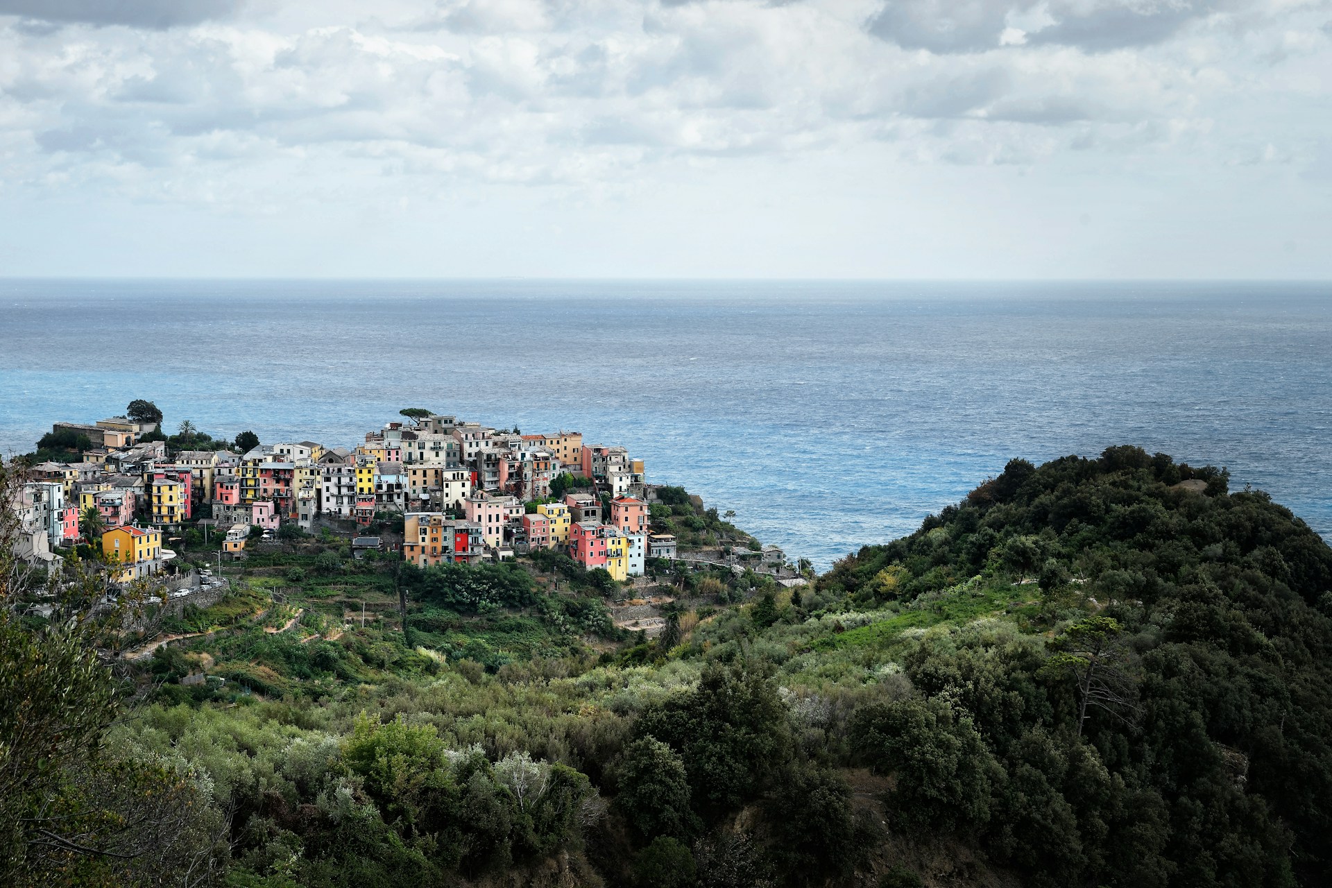 Corniglia is one of many beautiful hidden villages in Italy (photo: Ansgar Scheffold).