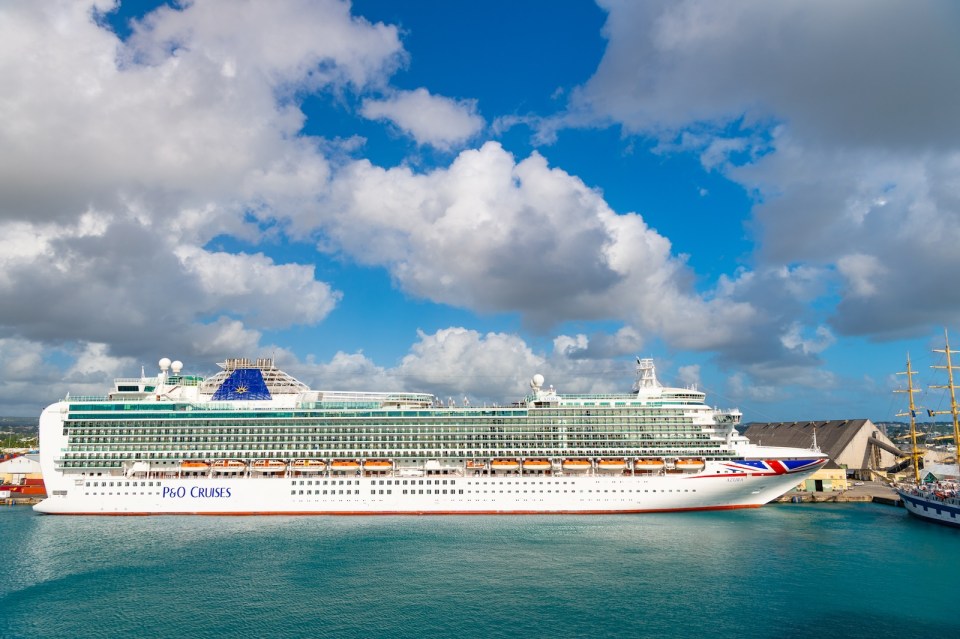 Bridgetown, Barbados: P and O Cruises cruise ship liner.