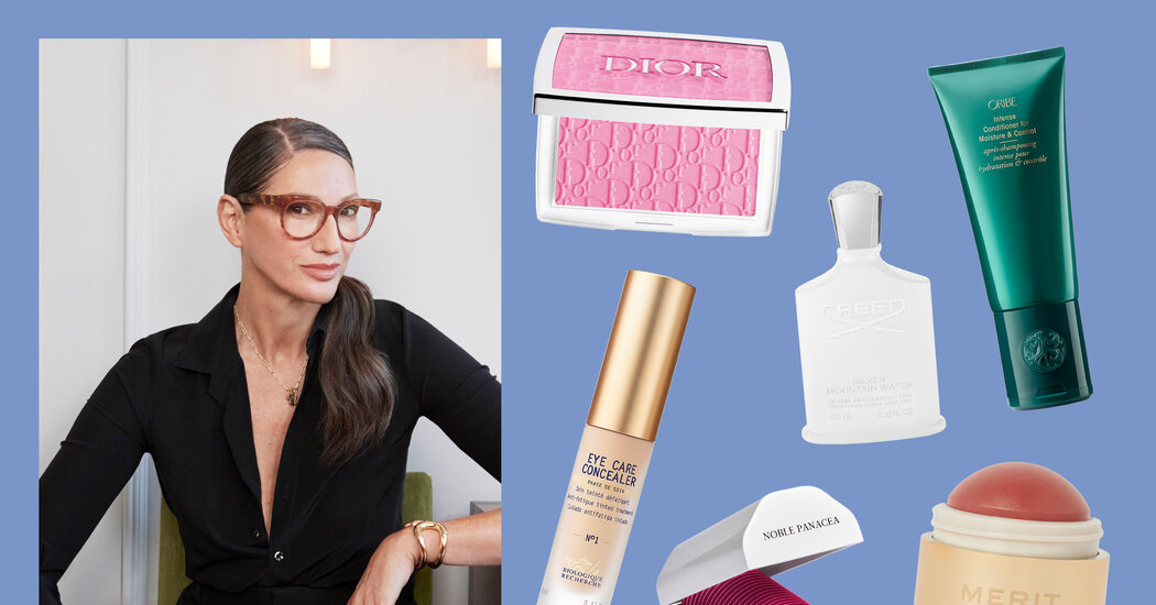 Jenna Lyons’s Favorite Beauty Products, From Eyeliner to Body Oil