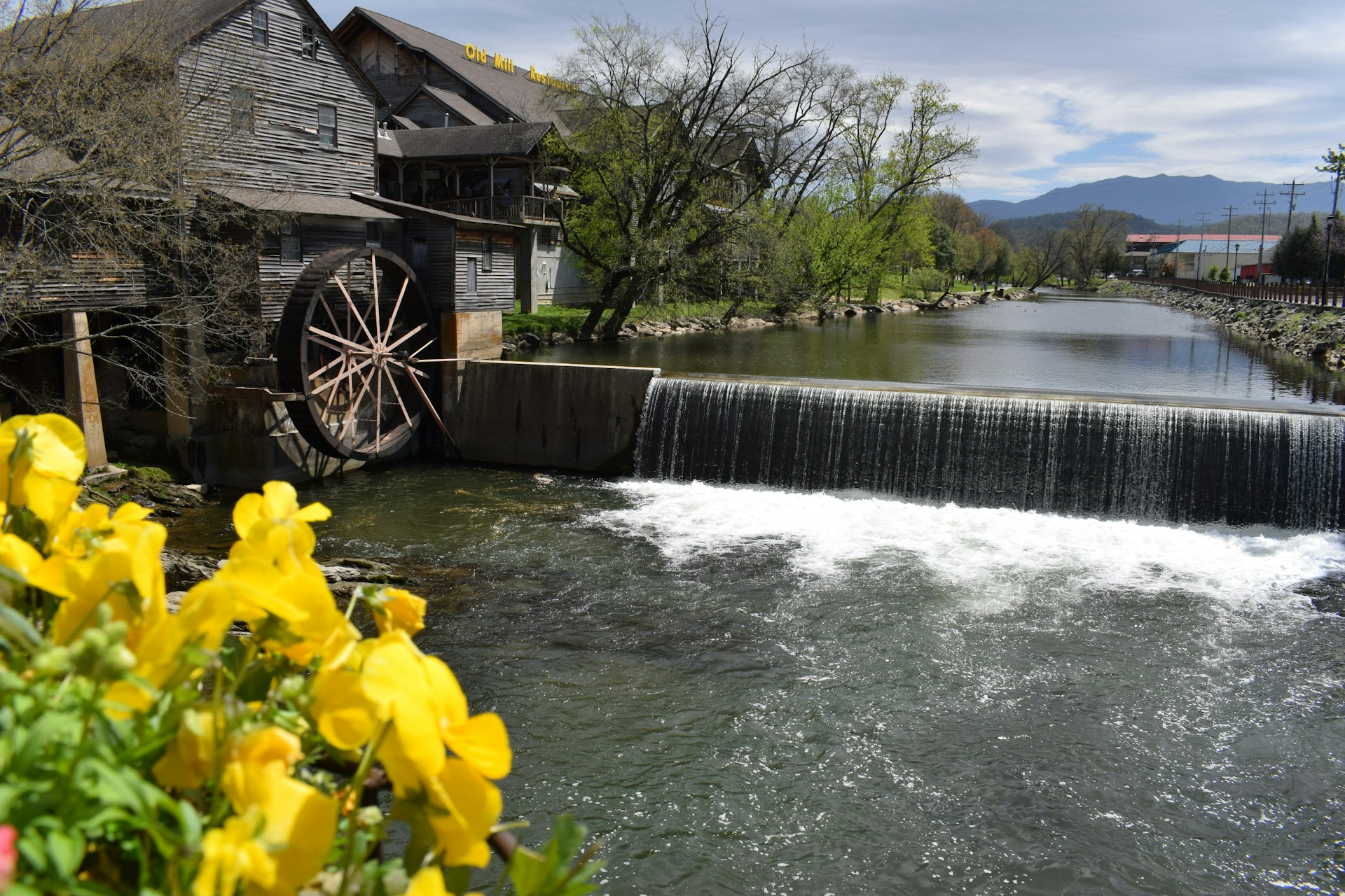 A riverside mill (photo: Eva Varlioglu).