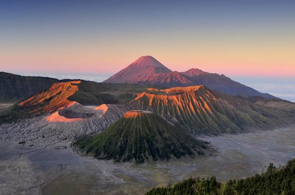 Bromo volcano at sunrise, Tengger Semeru National Park, East Java, Indonesia