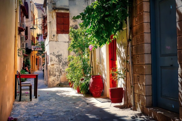 Alley in Crete - Greek Islands for Solo Female Wanderers