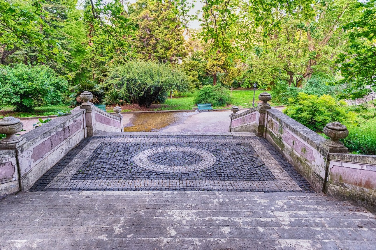 Scenic stairs inside the Botanical Garden of Rome