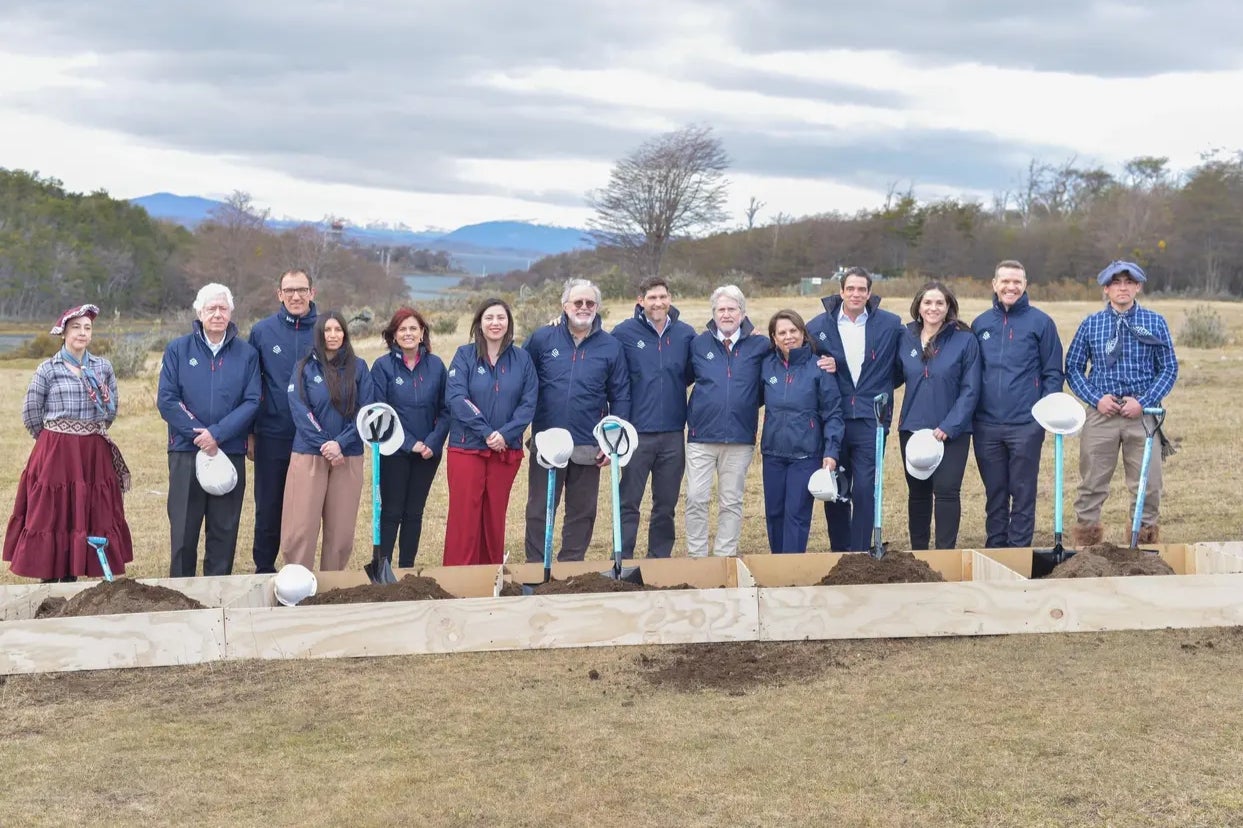 Silversea, Chilean investors and government representatives started the hotel’s development at a groundbreaking ceremony