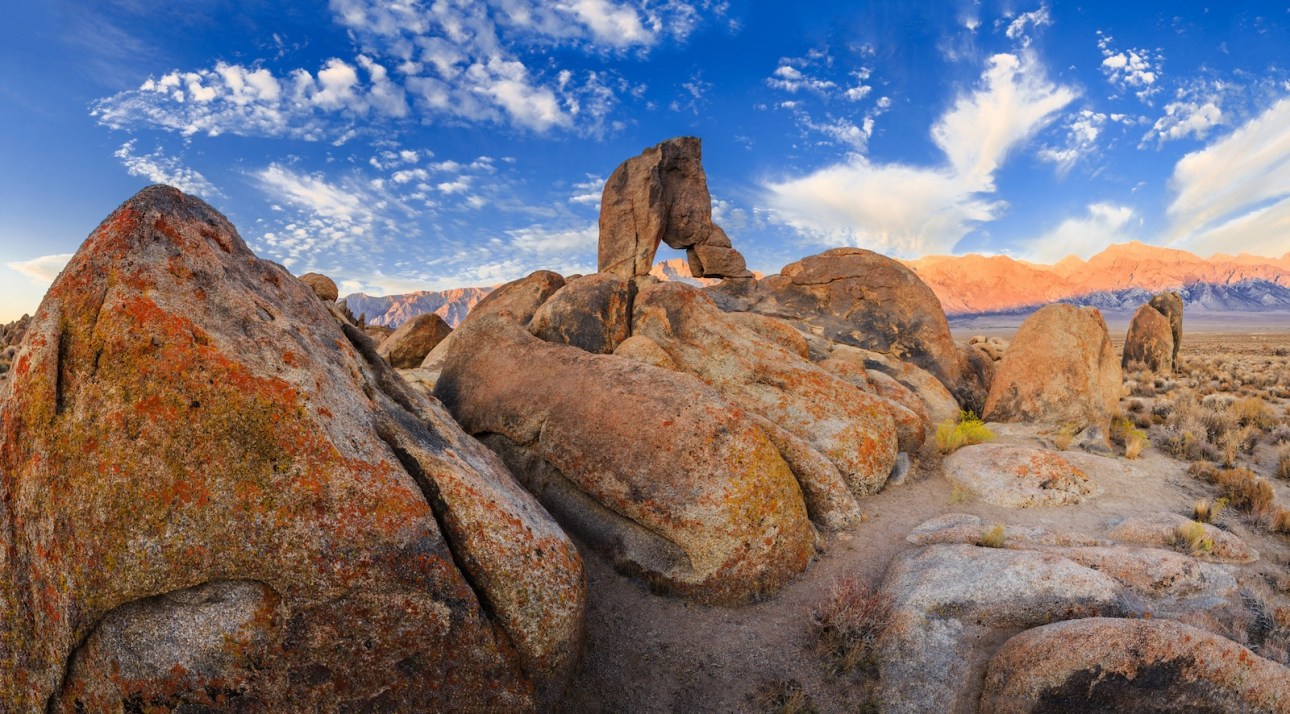 Boot arch at Alabama hills