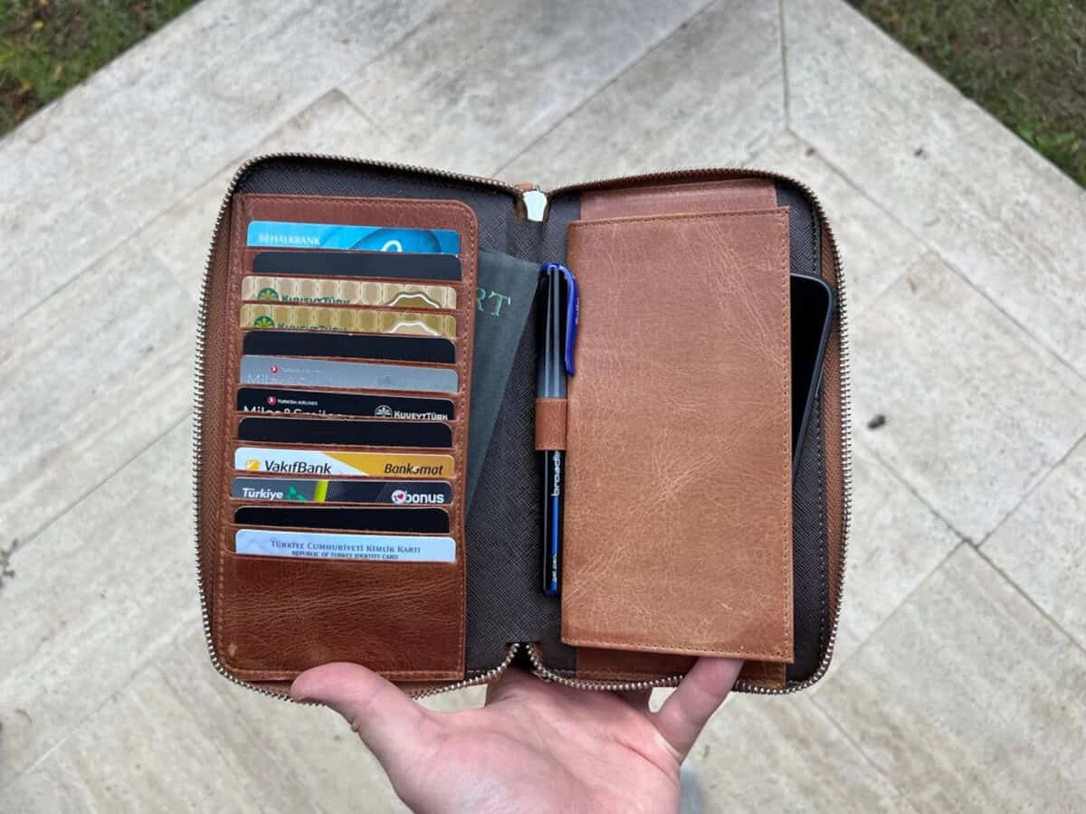 leather travel wallet with card and pen holders