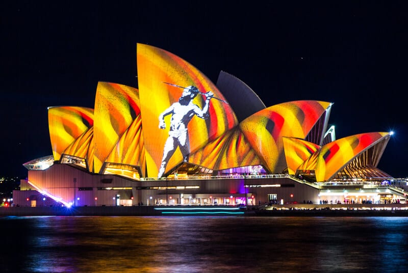 light projections on asydney opera house