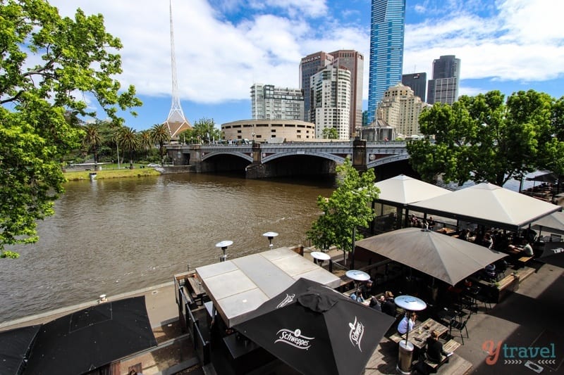 the yarra river running past federation square in melbourne