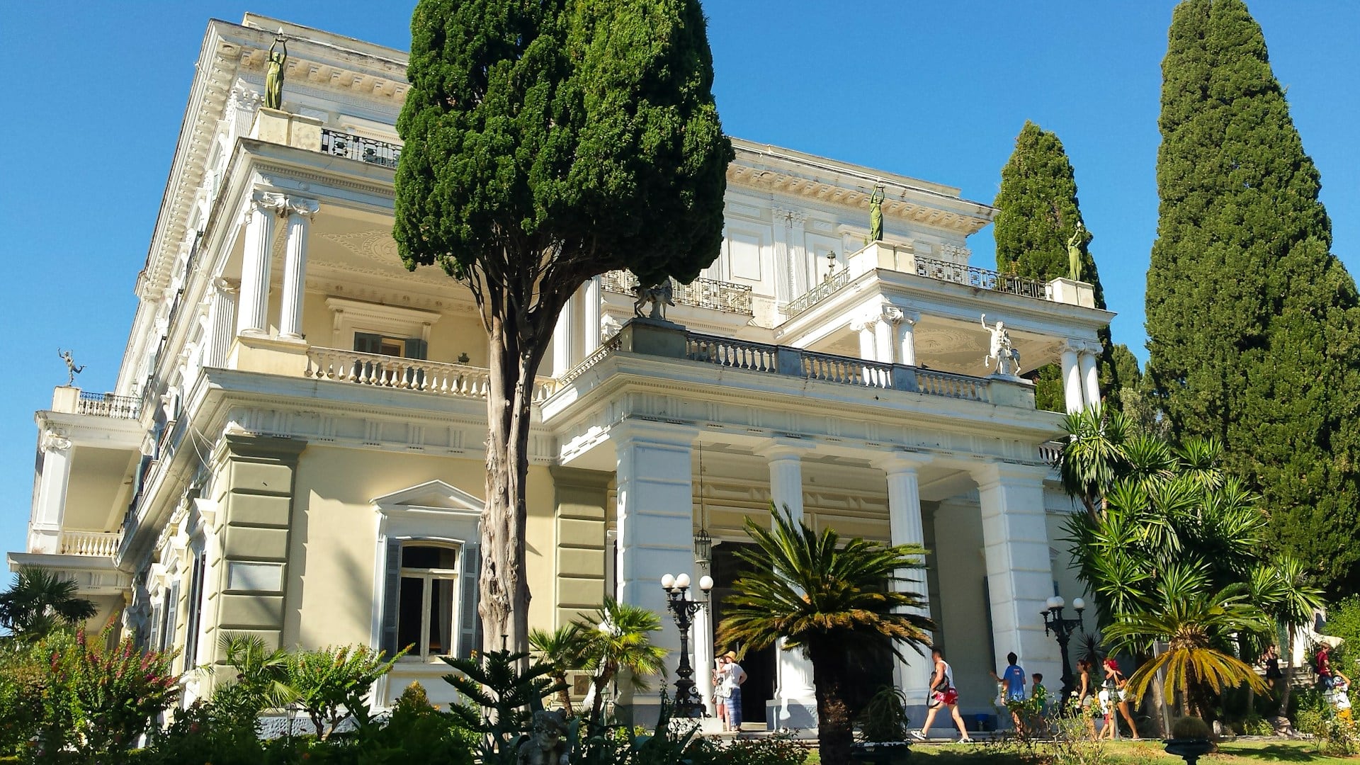 The Achilleion Palace on Corfu, Greece (photo: Bente Hagens).