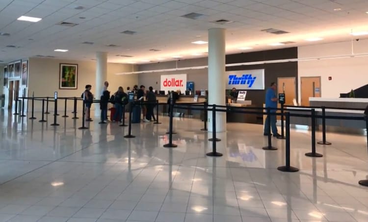 dollar car rental airport counter