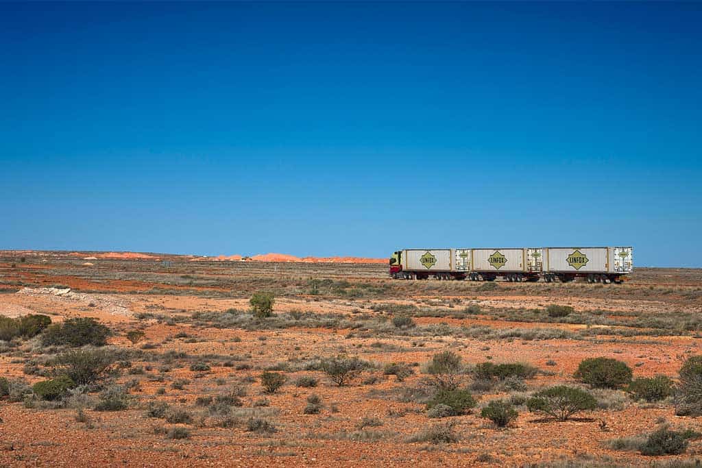 desert landscape in coober pedy