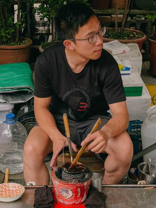 Best things to do in Taiwan Market Honeycomb biscuits Anping Old Street Best things to do in Taiwan Market Honeycomb biscuits Anping Old Street