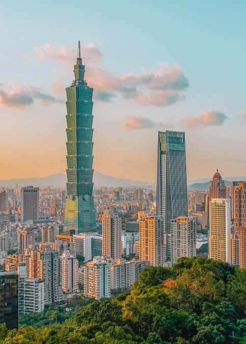 Best things to do in Taiwan Taipei 101 Building Elephant Mountain