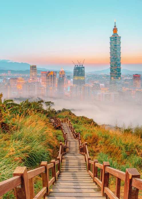 Best things to do in Taiwan Taipei 101 Building Elephant Mountain