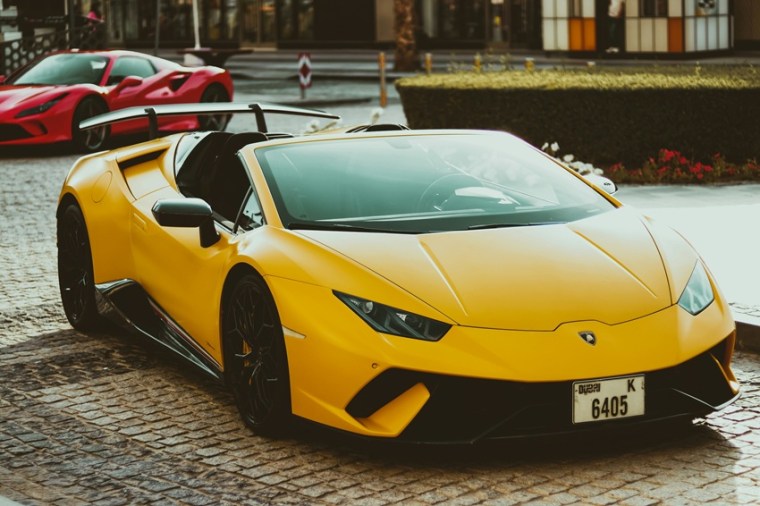 How to Rent a Lamborghini in Dubai