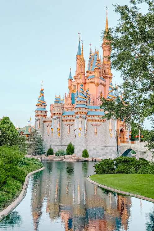 Best Theme Parks In Florida Visit Walt Disney World Orlando Magic Kingdom Castle Viewpoint