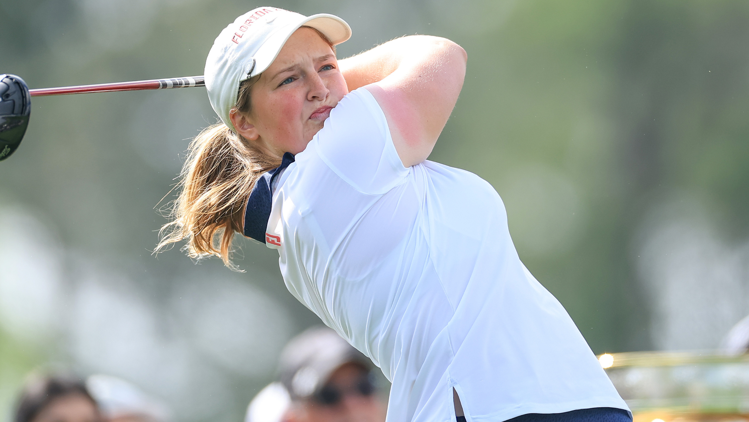 Lottie Woad takes a shot at the Augusta National Women's Amateur