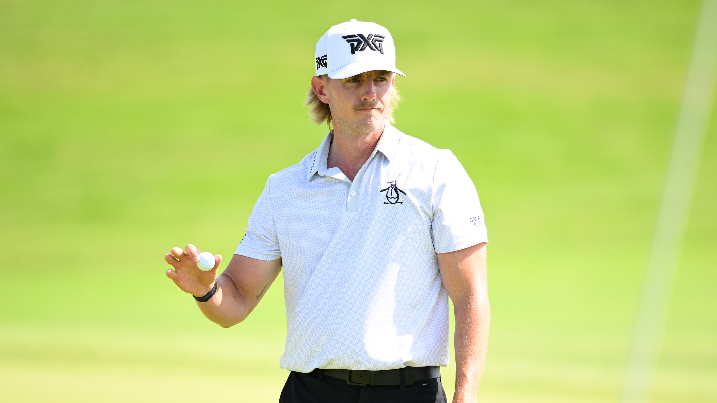 Jake Knapp acknowledges the crowd during round three of the 2024 Mexico Open