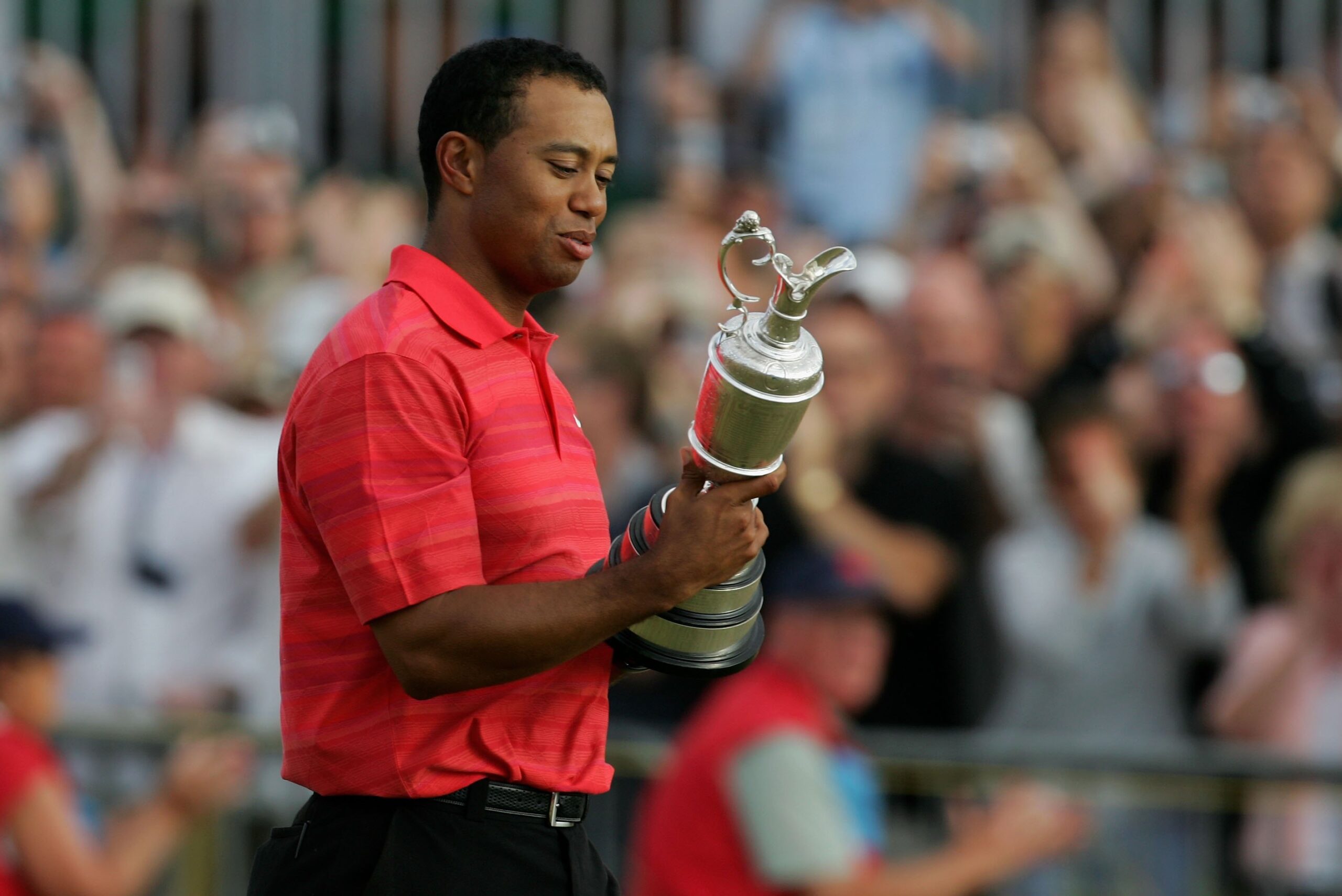 Tiger Woods with the Claret Jug in 2006