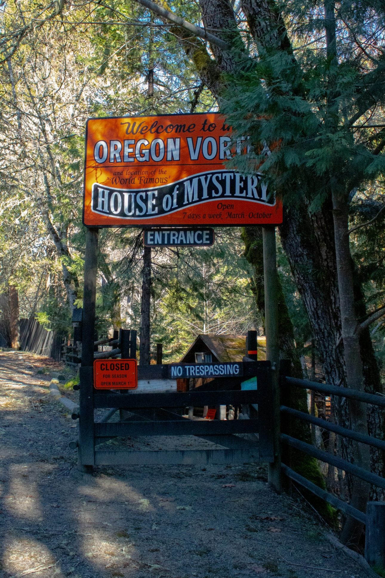 Oregon Vortex House