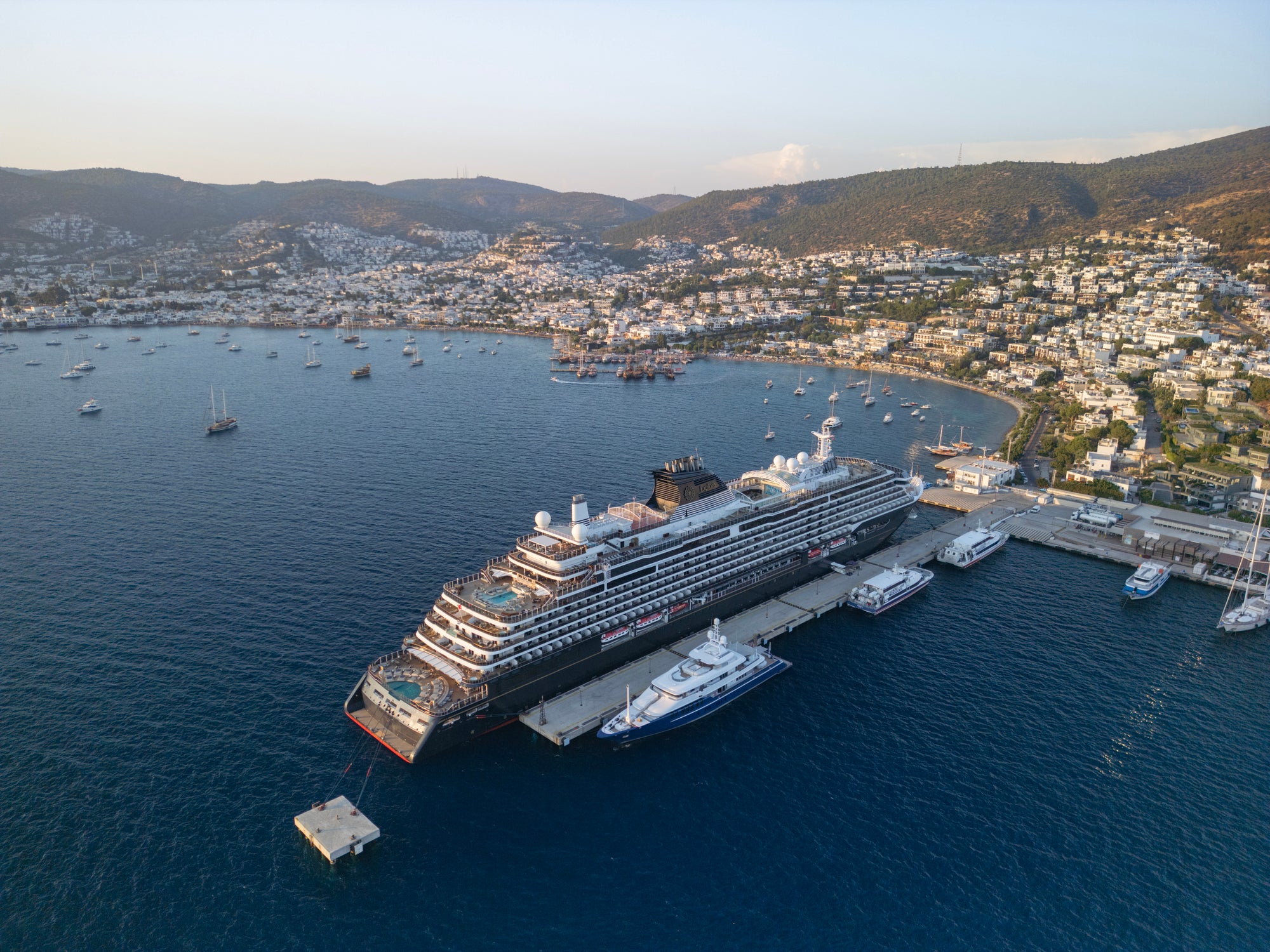 One cruise ship expert reveals why you should stuff your carry-on with essentials