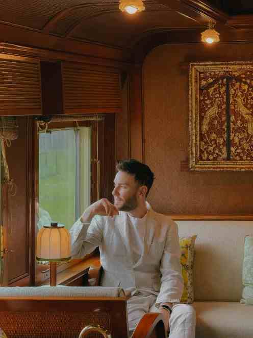 What it's like to take the Eastern And Oriental Express in Malaysia bar cart What it's like to take the Eastern And Oriental Express in Malaysia bar cart