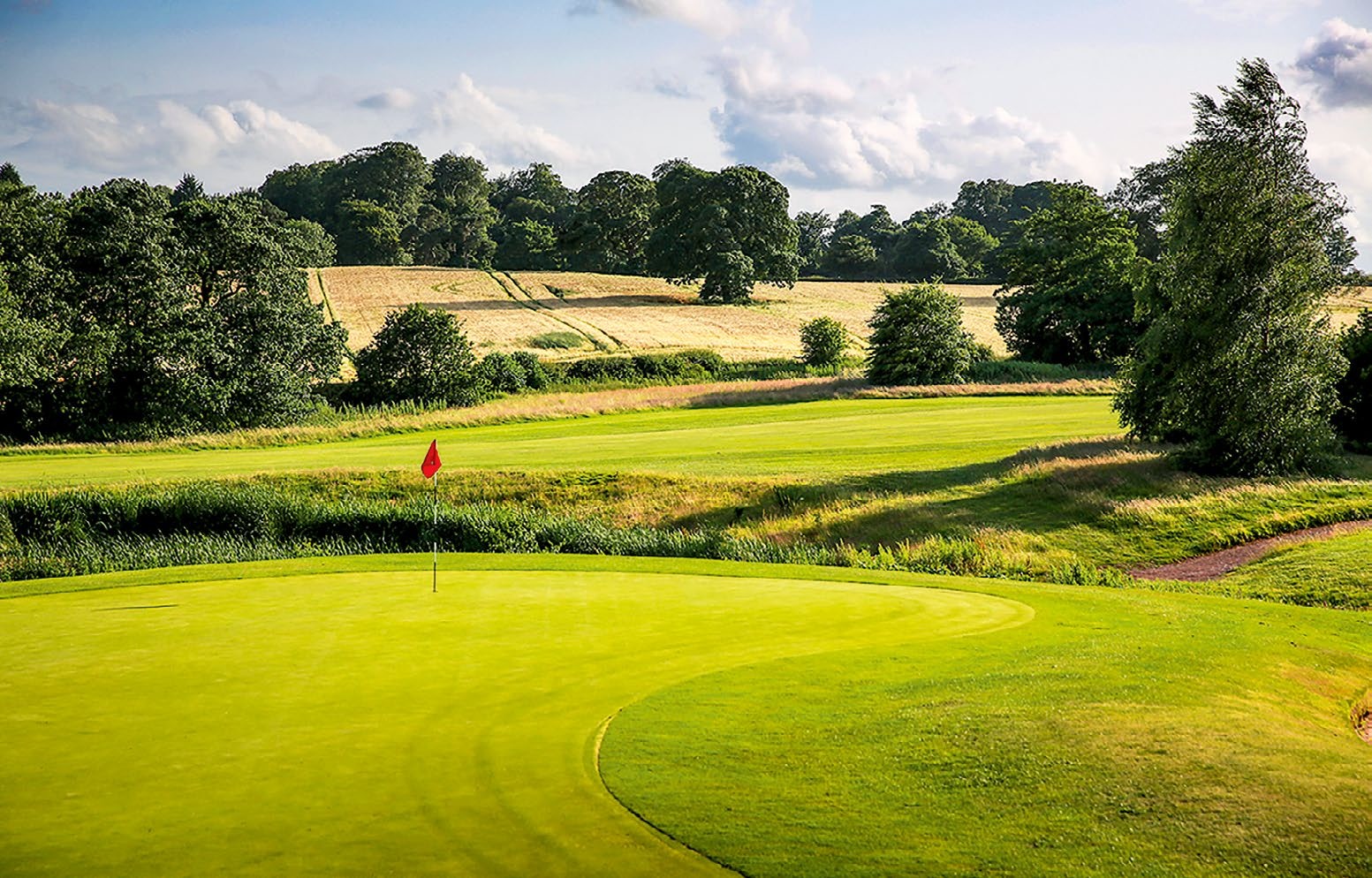 The par-3 17th on the Premier course at Macdonald Portal