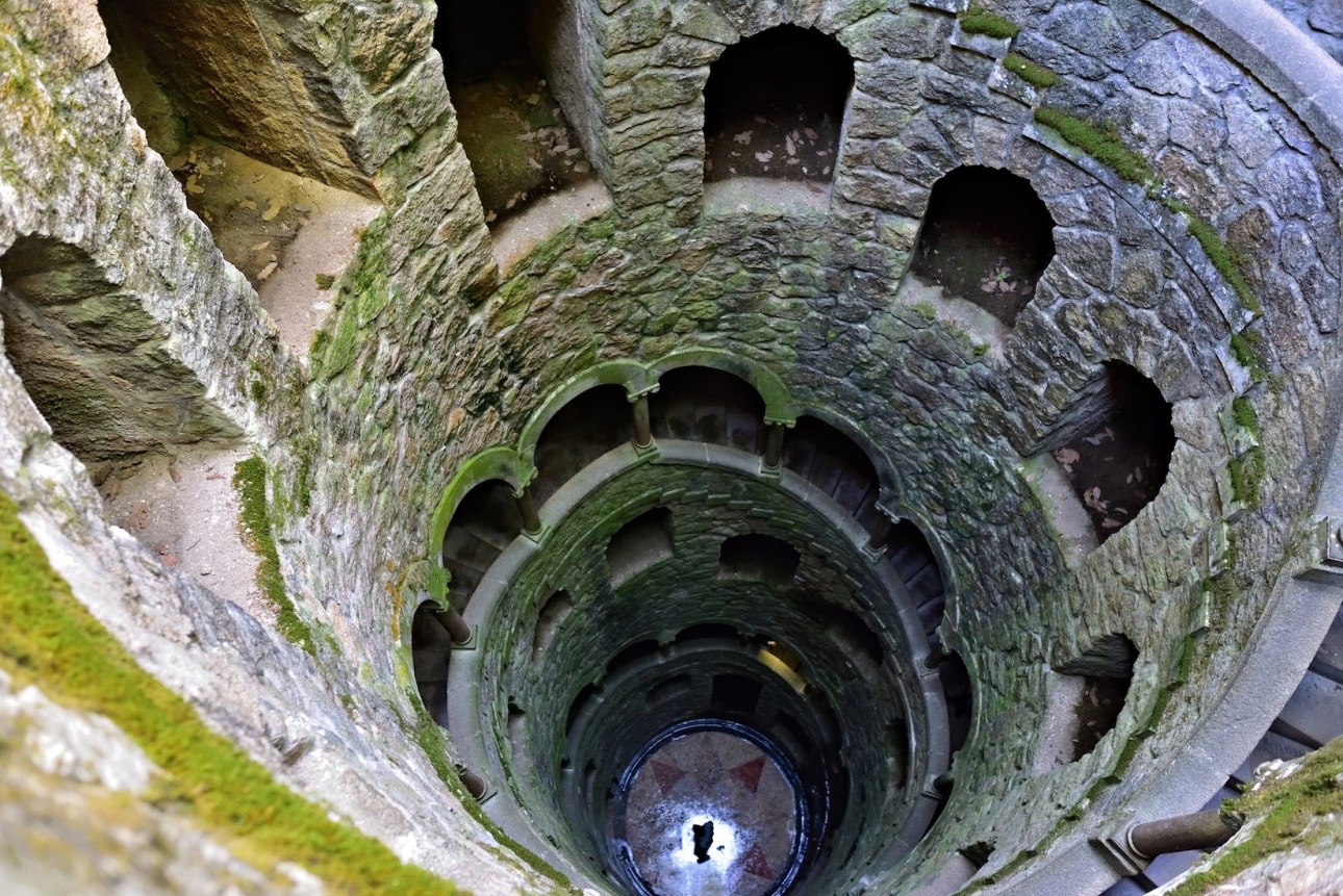 Quinta da Regaleira, the well 