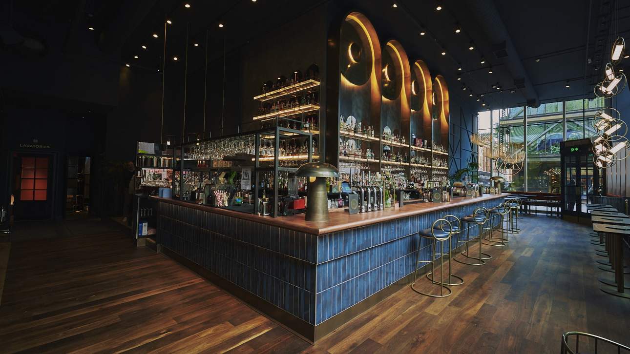 The Ultimate Guide to the UK’s Most Eclectic Pubs and Bars – Unusual Places