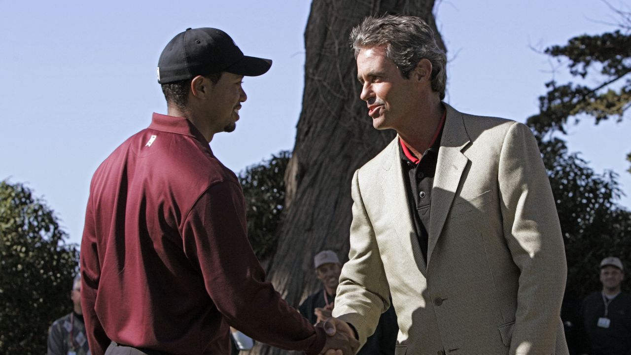 Tiger Woods Leads Golf World In Reacting To Final Ian Baker-Finch Broadcast