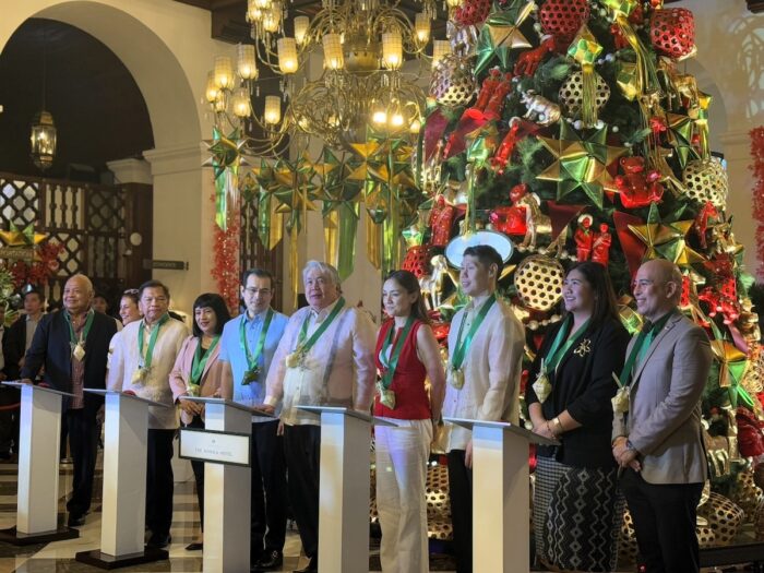 The Manila Hotel Board of Directors with distinguished guetsts